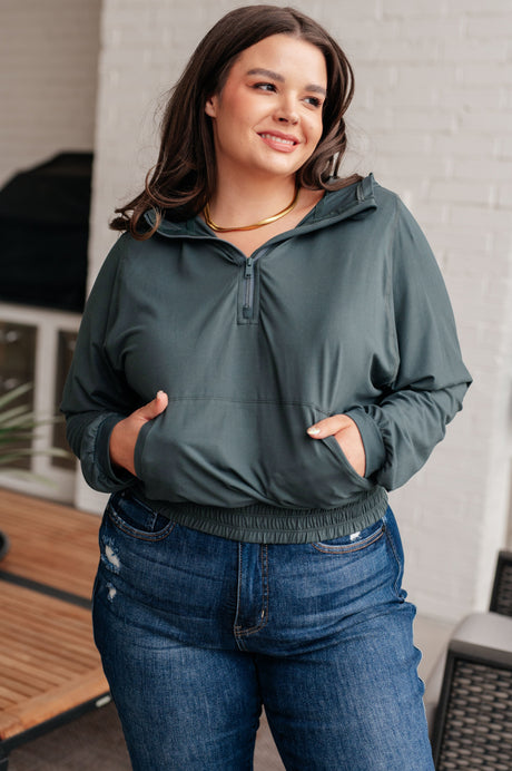 Sudadera con capucha y media cremallera Morning Run en color abeto ahumado