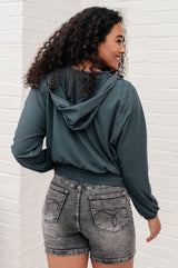 Sudadera con capucha y media cremallera Morning Run en color abeto ahumado