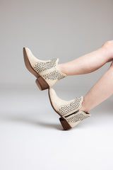 Botín Nailed It en color negro