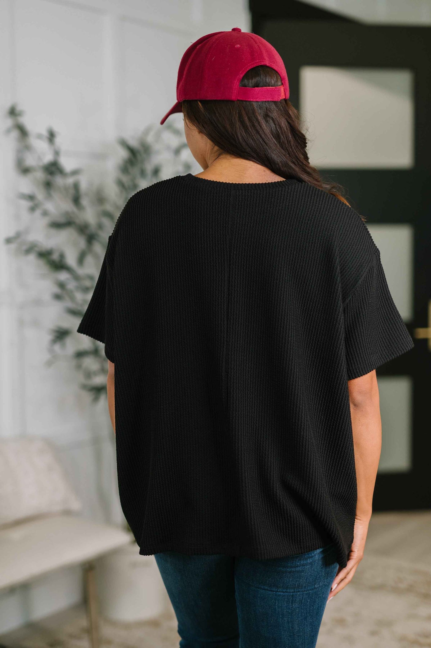 Not That complicated Textured Boxy Tee in Black