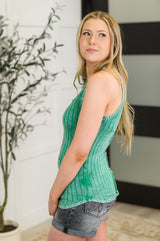 Camiseta de tirantes Offbeat Essential Mineral Washed en verde Kelly