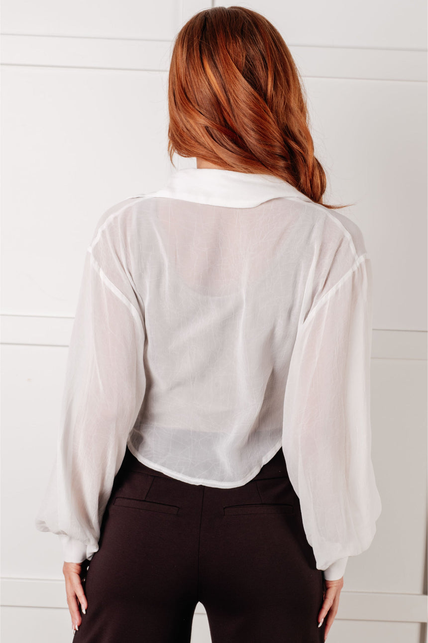 Camisa con botones y lazo al frente Pause and Reflect