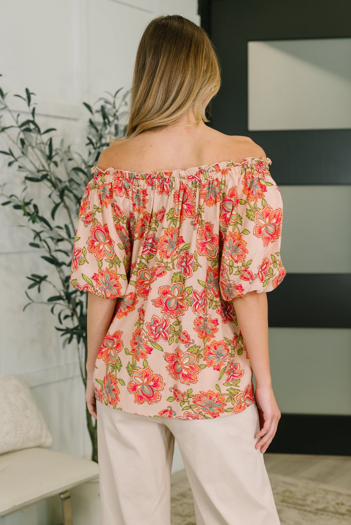 Blusa con hombros descubiertos Petal Perfect