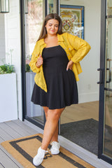 Camisa de encaje con botones en color miel más dulce que el néctar