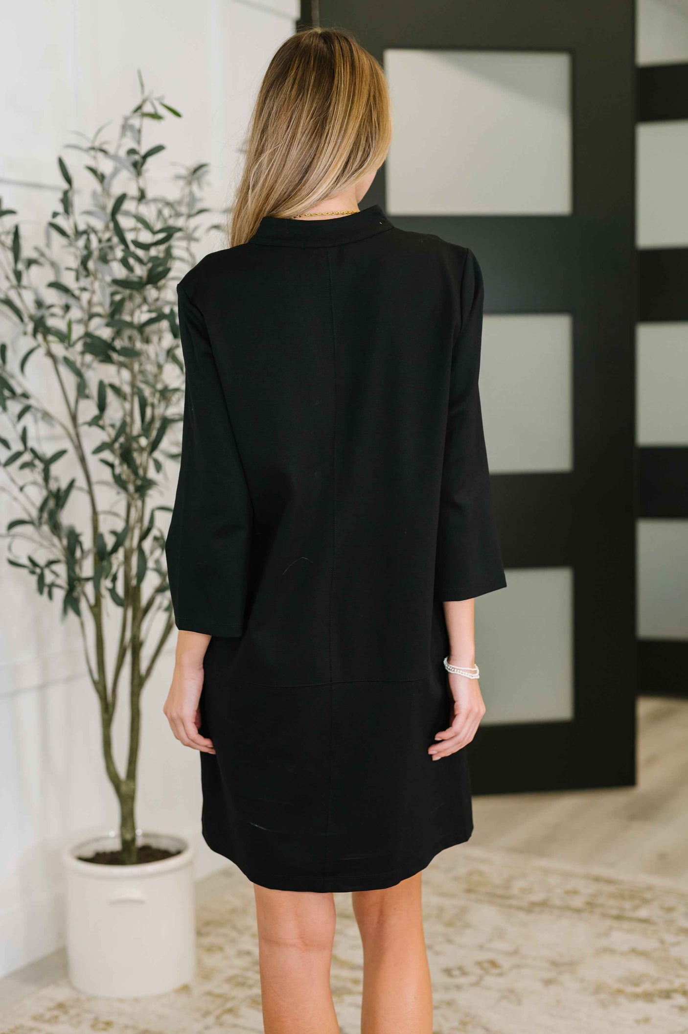 Portfolio Quarter Sleeve Dress in Black