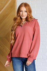 Suéter con media cremallera Quite the Impression en color óxido