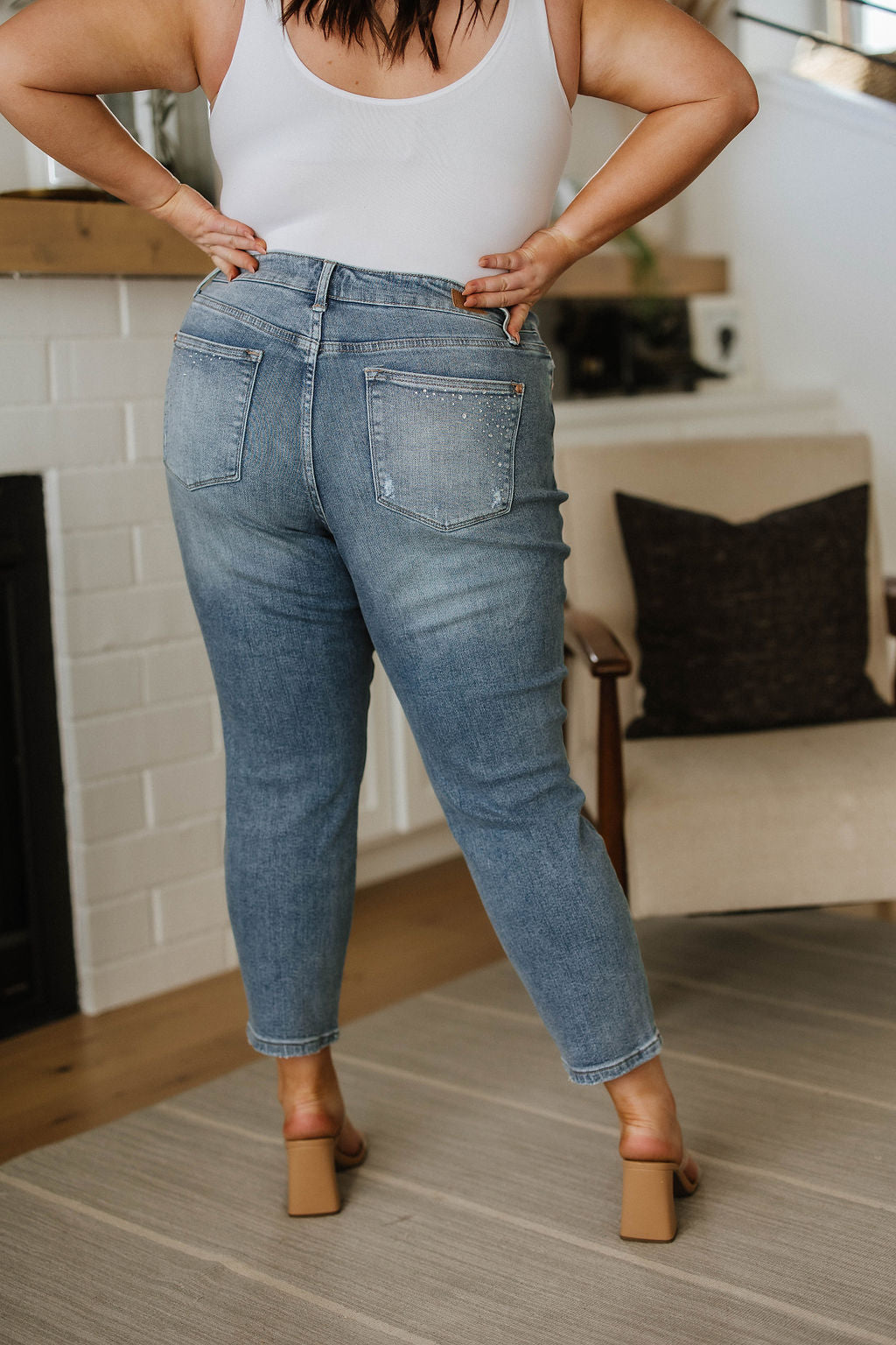 Jeans ajustados con pedrería Reese