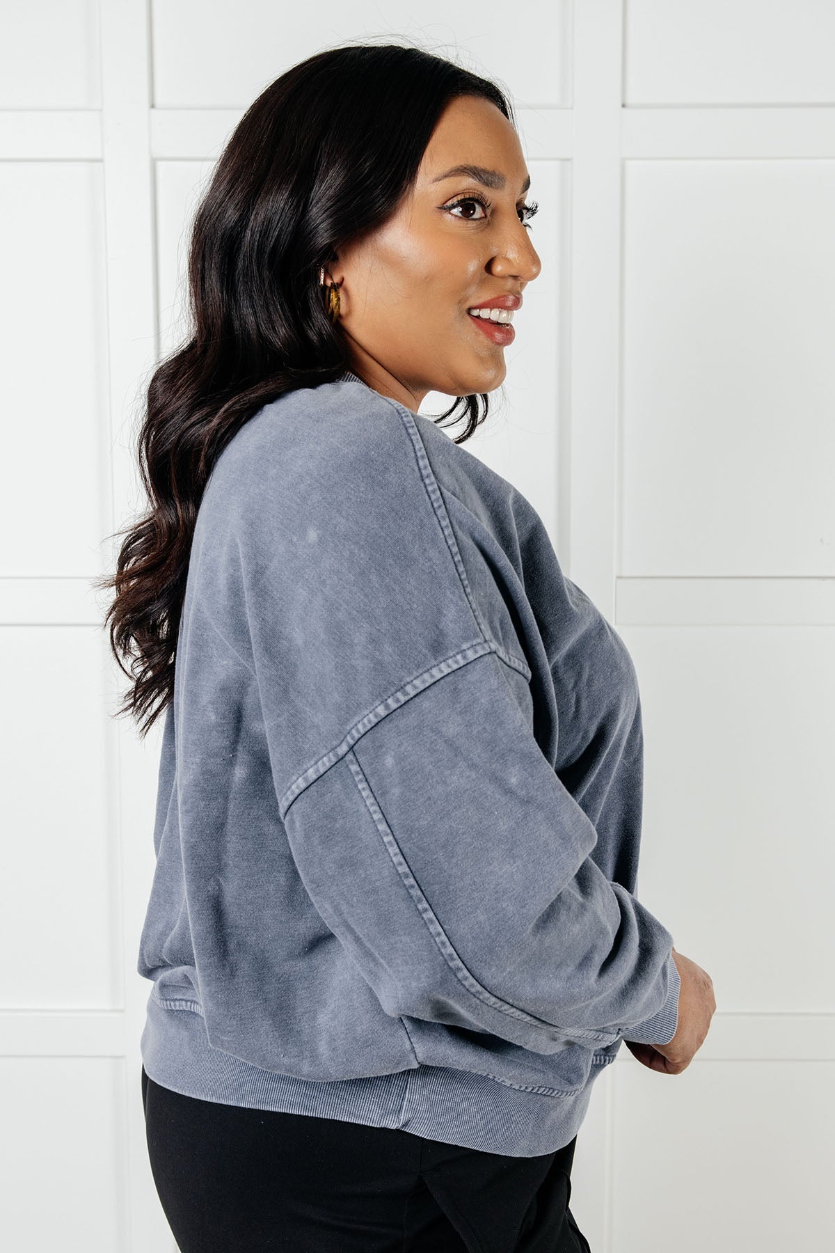 Suéter de felpa francesa con lavado mineral Rep Ready en azul