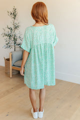 Vestido Rodeo Lights con mangas dolman y estampado floral menta