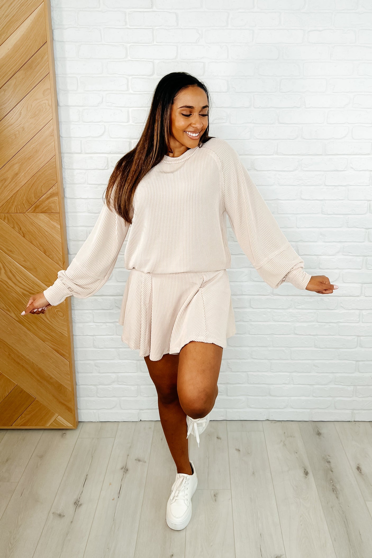 Reglas y requisitos del conjunto de top y falda pantalón