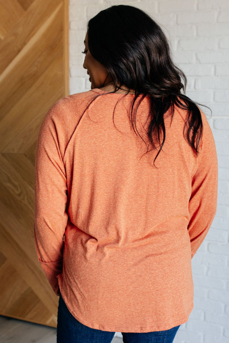 Blusa de manga larga con encanto rústico
