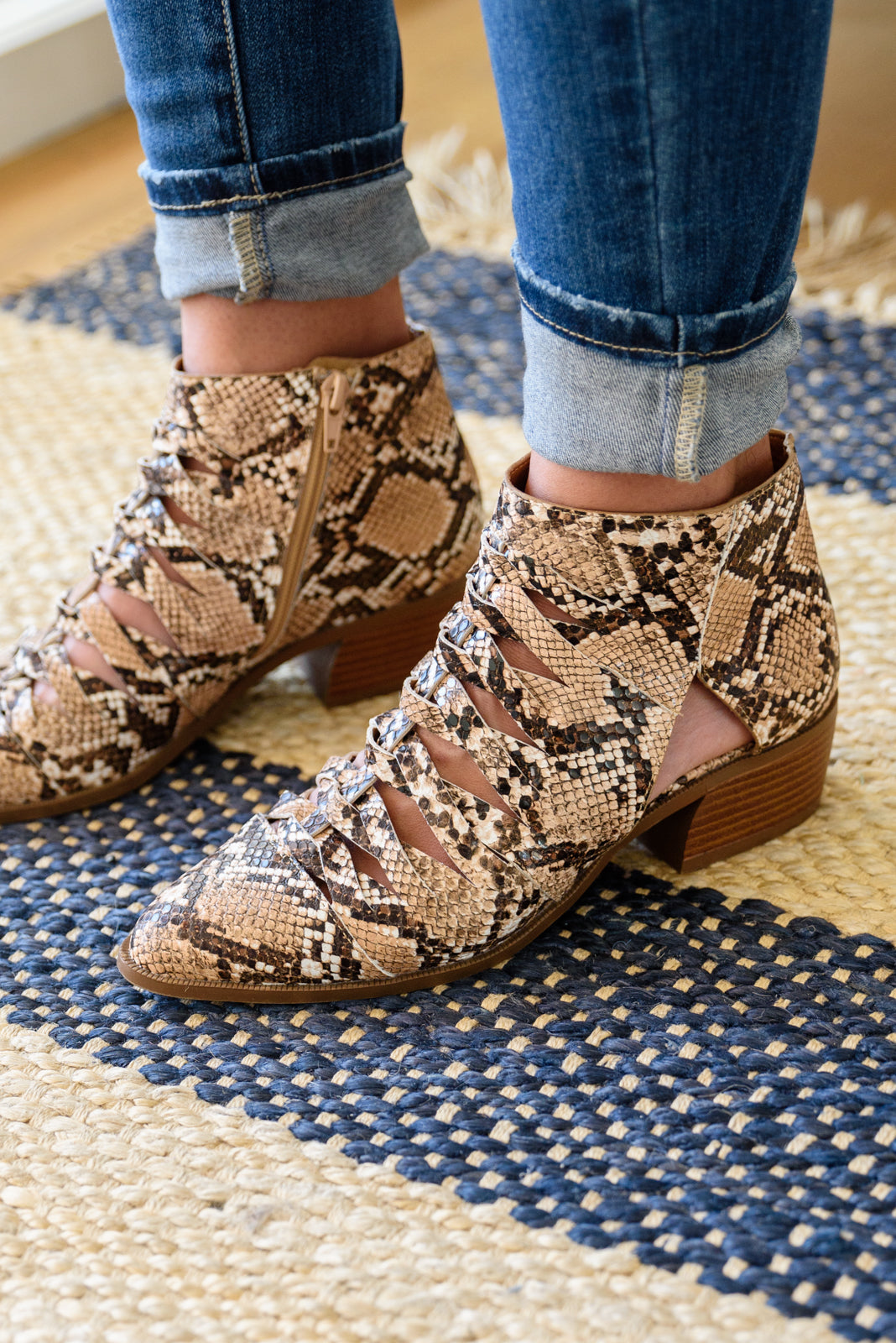 Botines Sadie de piel de serpiente