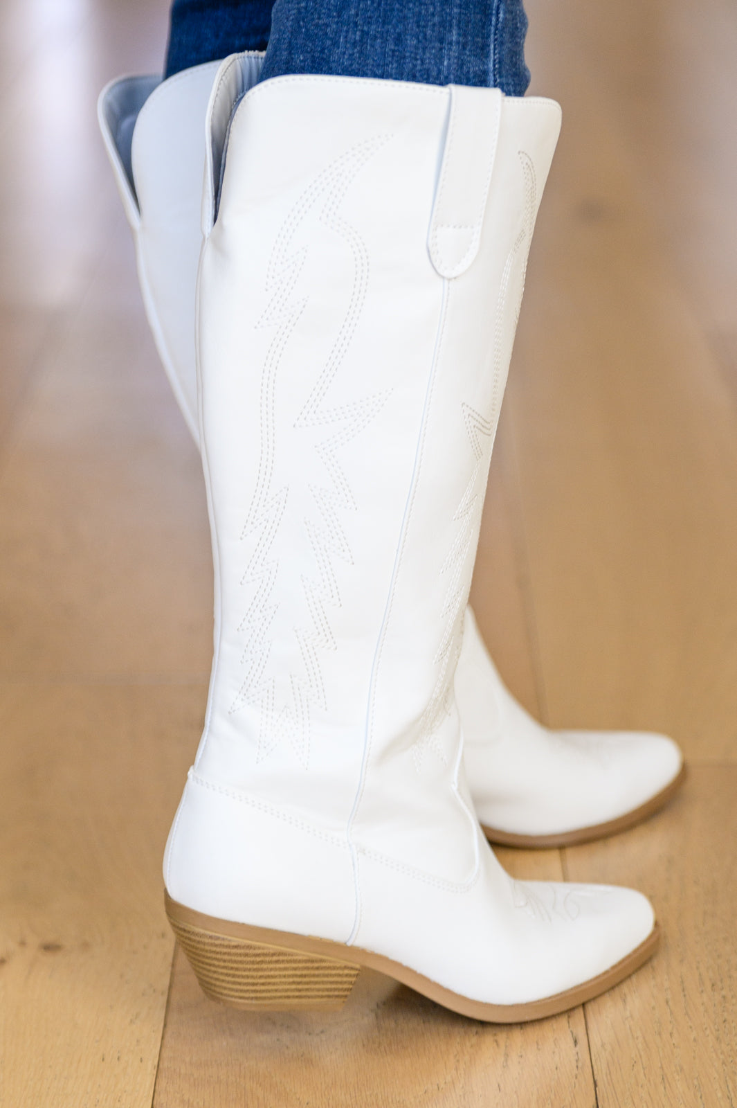 Botas vaqueras Shania en blanco