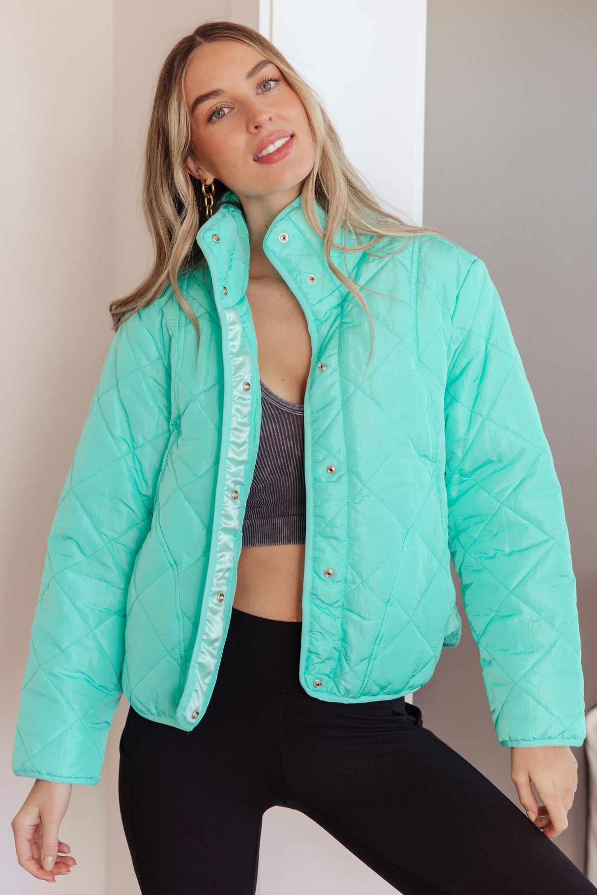 Chaqueta acolchada ligeramente distraída
