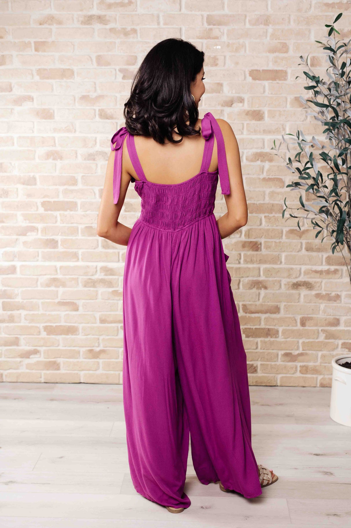 Mono de pierna ancha Social Graces