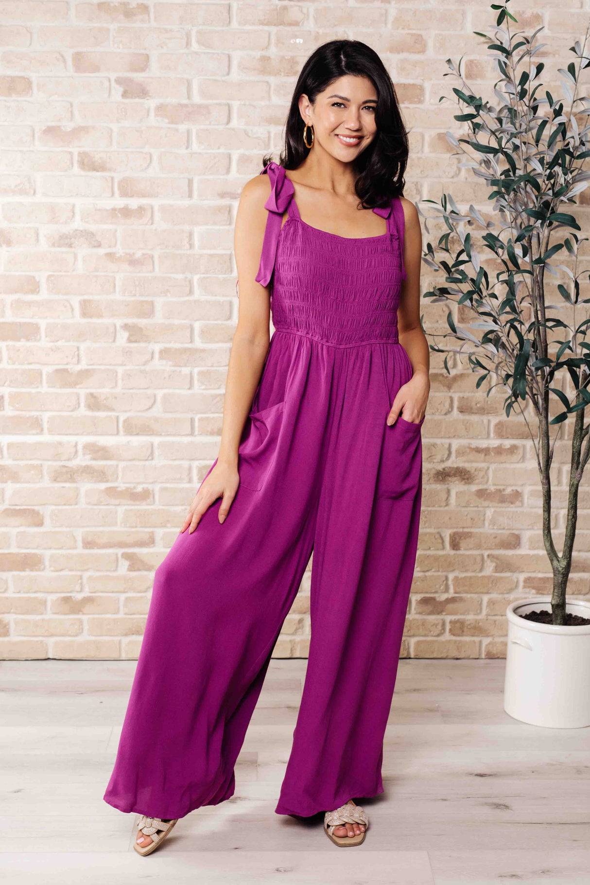Mono de pierna ancha Social Graces