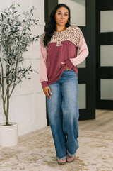 Top Henley de bloques de color con lunares y bloques