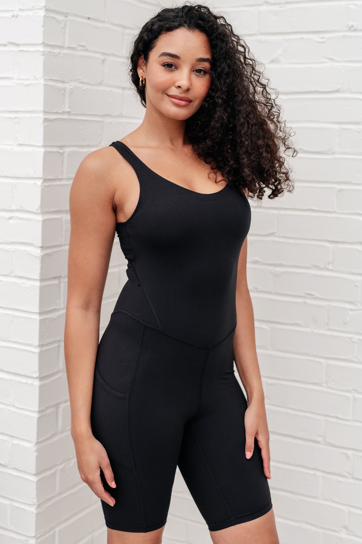 Traje de baño negro Saludos al sol