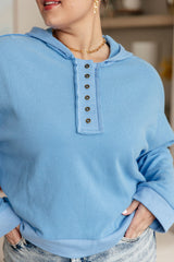 Sudadera con capucha Heartthrob retro en color cielo 