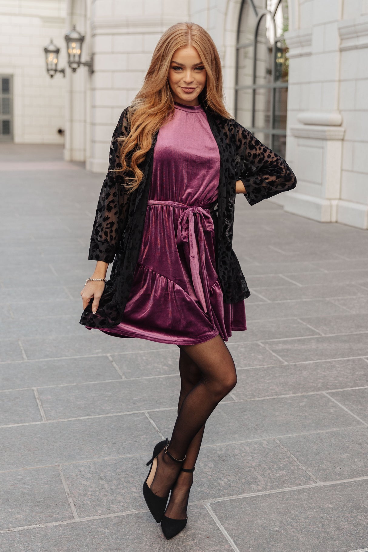 Vestido de terciopelo con lazo atado