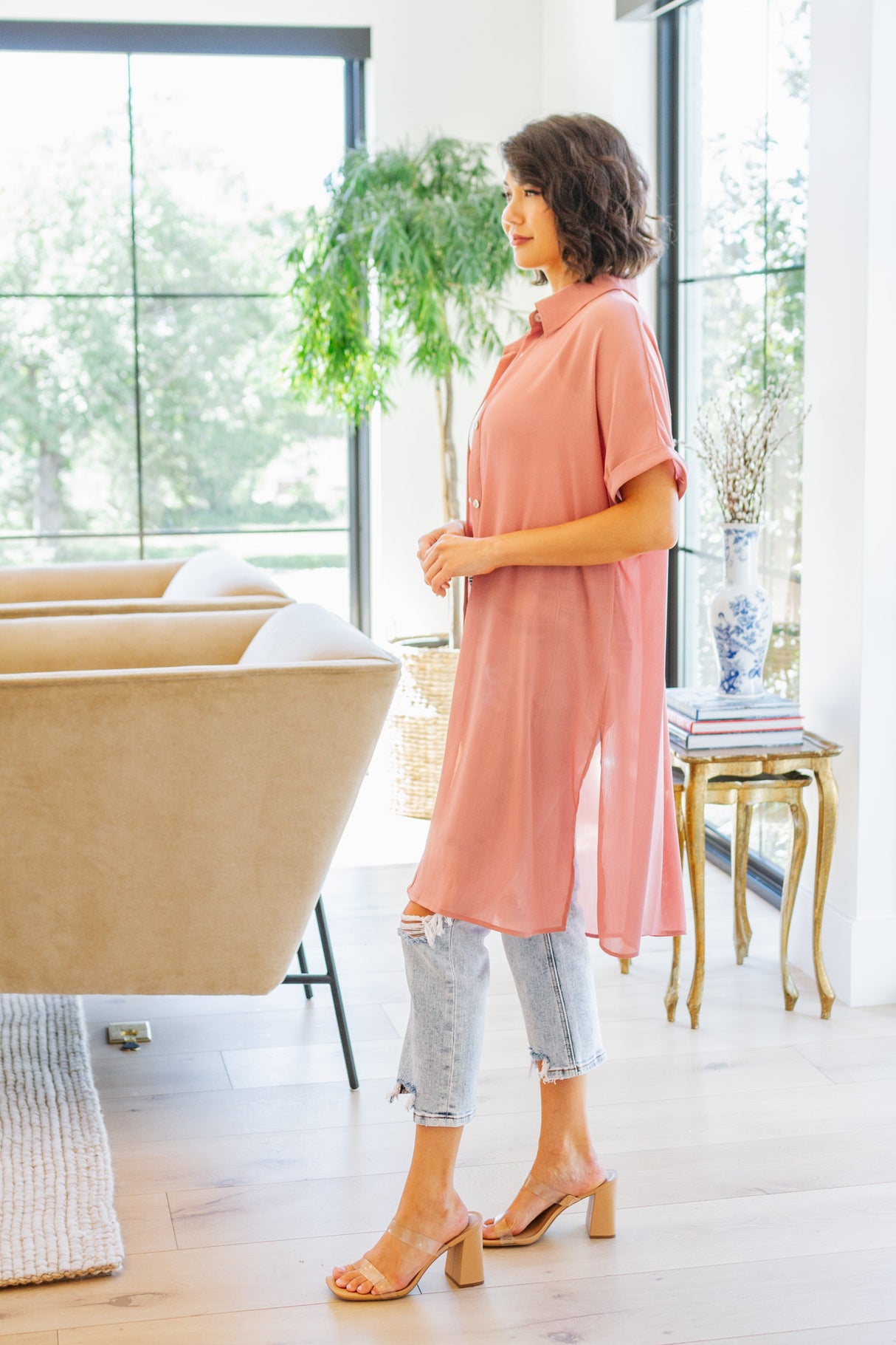 Vestido camisero de atractivo atemporal