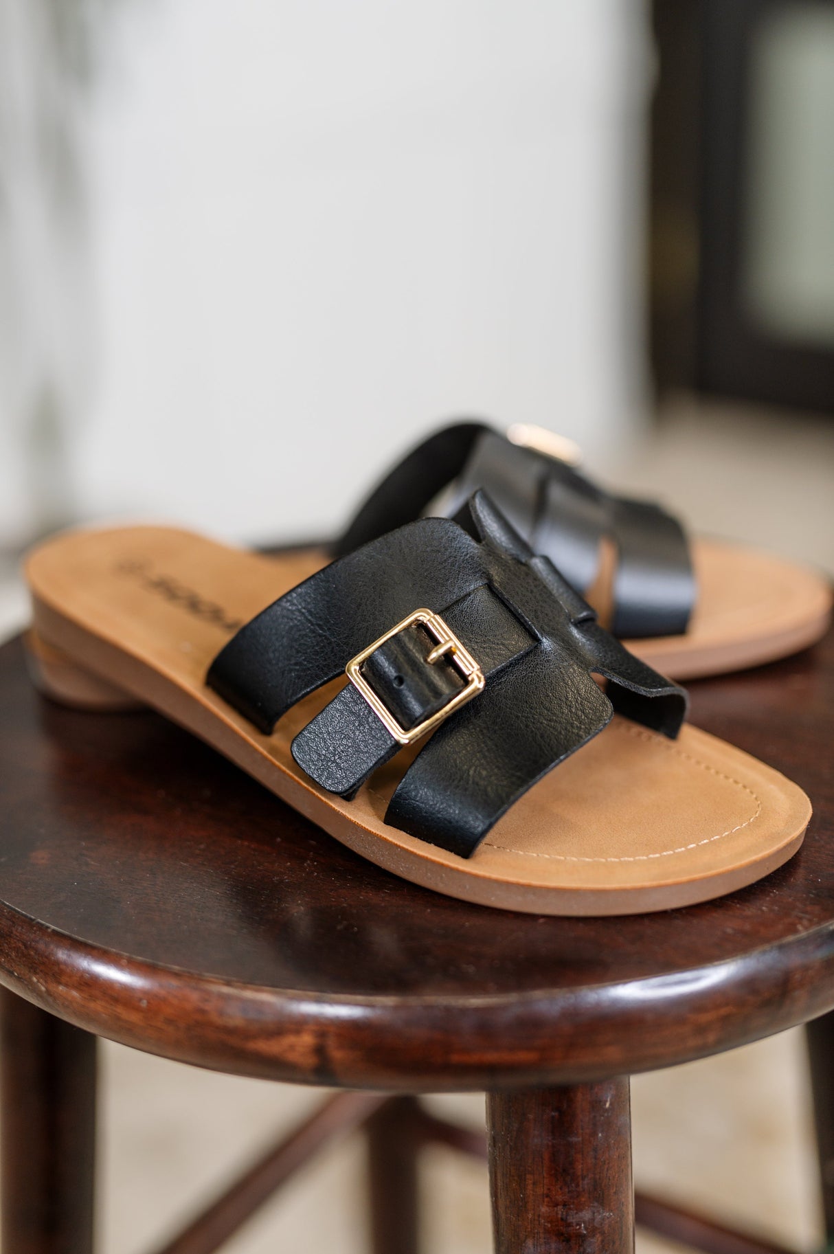 Sandalias negras sin cordones Torvi
