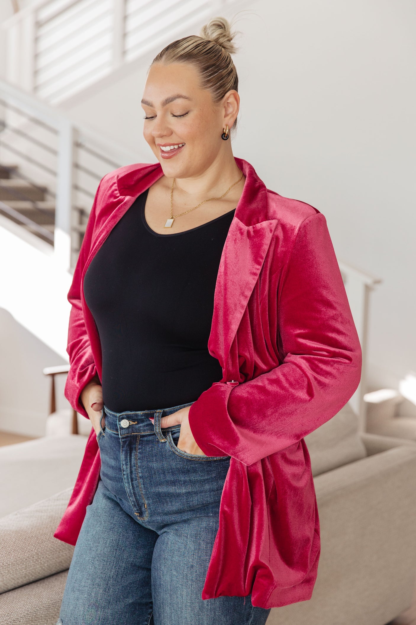 Verity Velvet Blazer - Liarian Unlimited Boutique