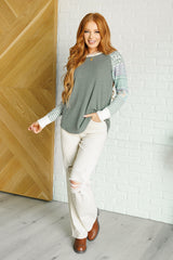 Top con estampado mixto muy curioso