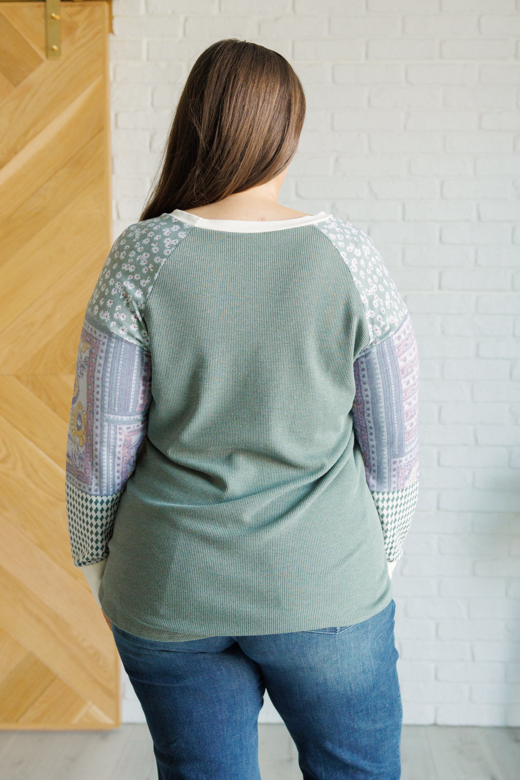 Top con estampado mixto muy curioso