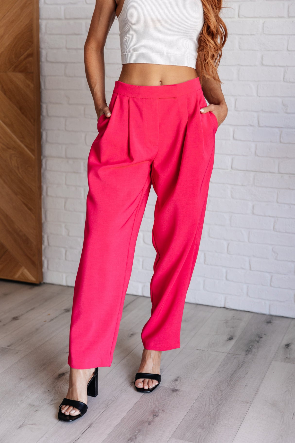 Pantalones plisados ​​Vigilante Stuff en rosa intenso