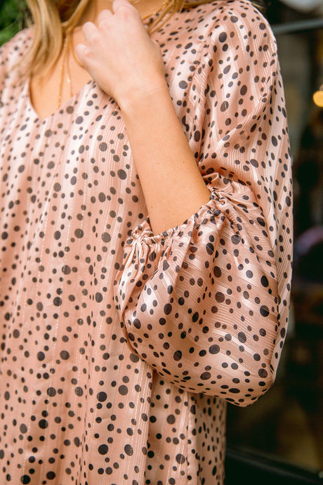 Blusa Vivian de satén en oro rosa