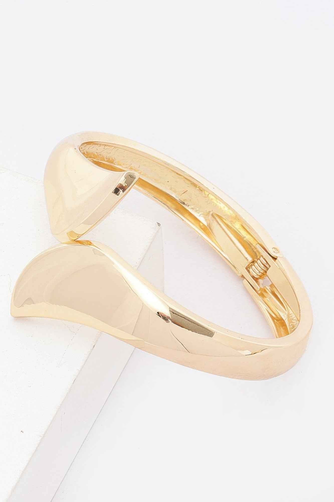 Metal Spring Hinge Bracelet