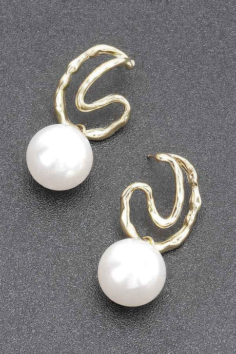 Faux Pearl Metal Earring