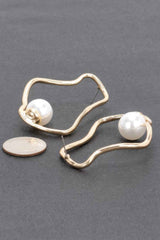 Faux Pearl Metal Earring
