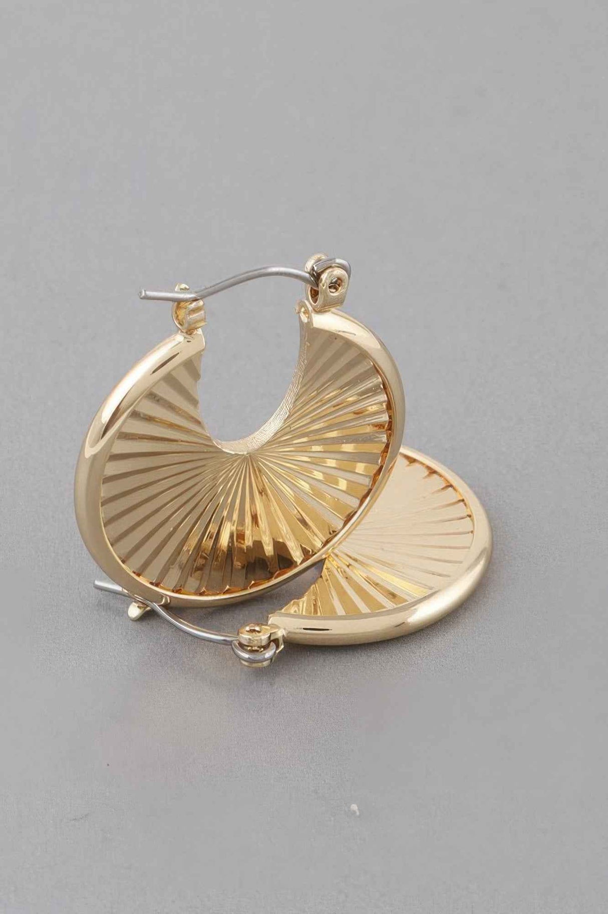 Rising Disk Hoop Earrings