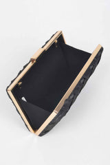 Cross Hatched Chain Clutch