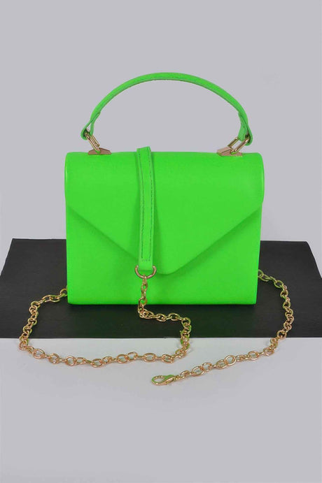 Boxy Clutch