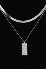 Checkered Jewel Pendant Necklace