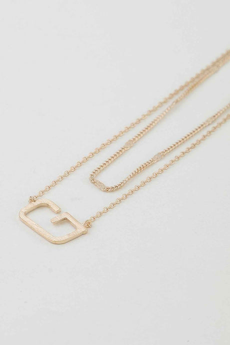Polished G Pendant Chain Necklace