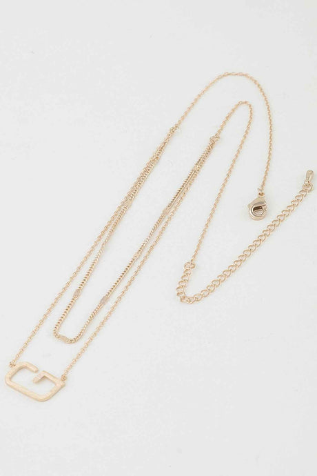 Polished G Pendant Chain Necklace