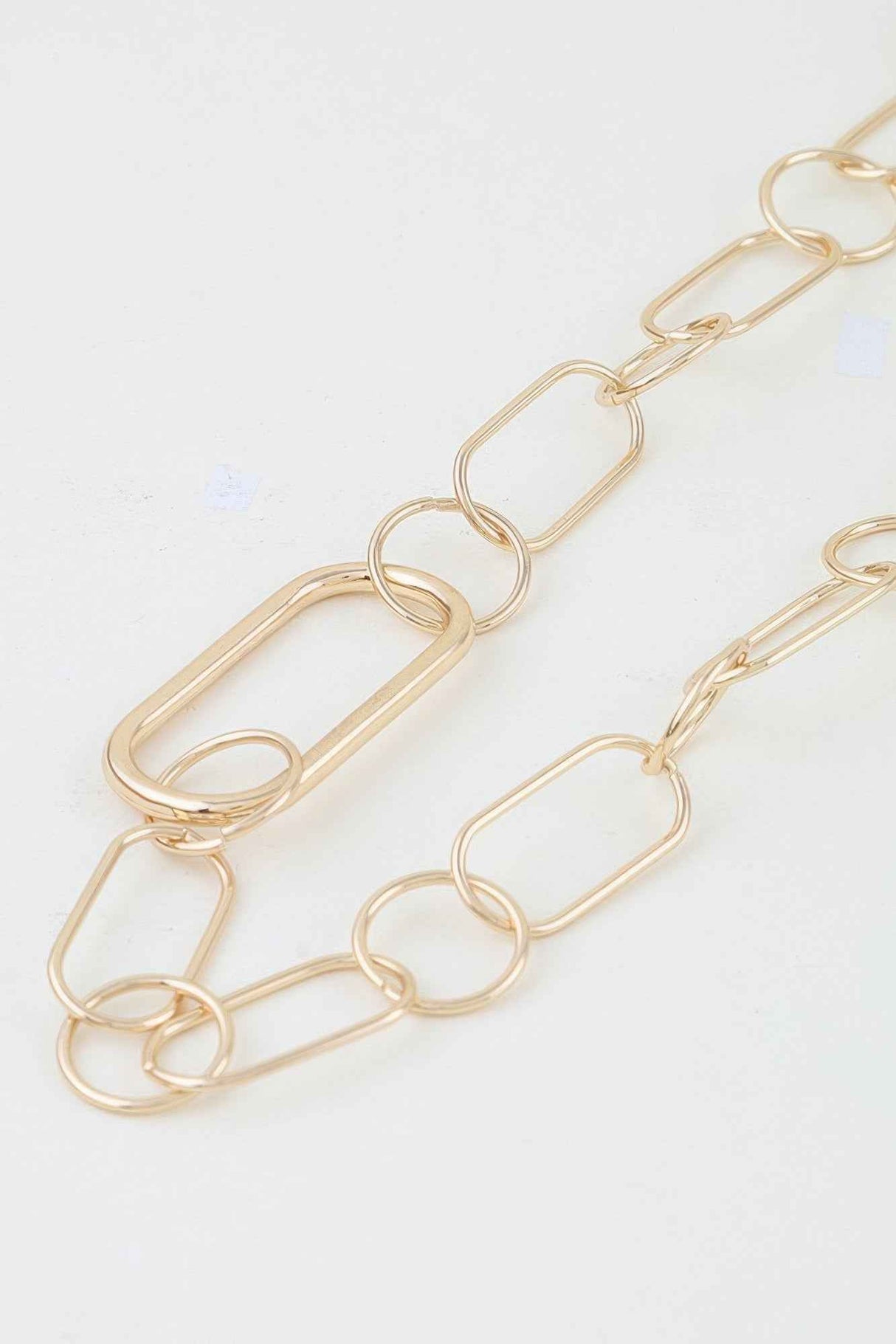 Minimal Link Chain Necklace