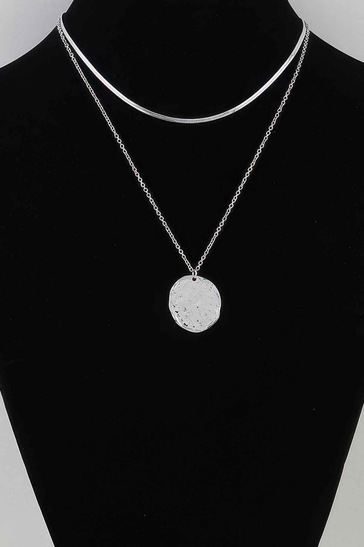 Double Hammered Pendant Chain Necklace