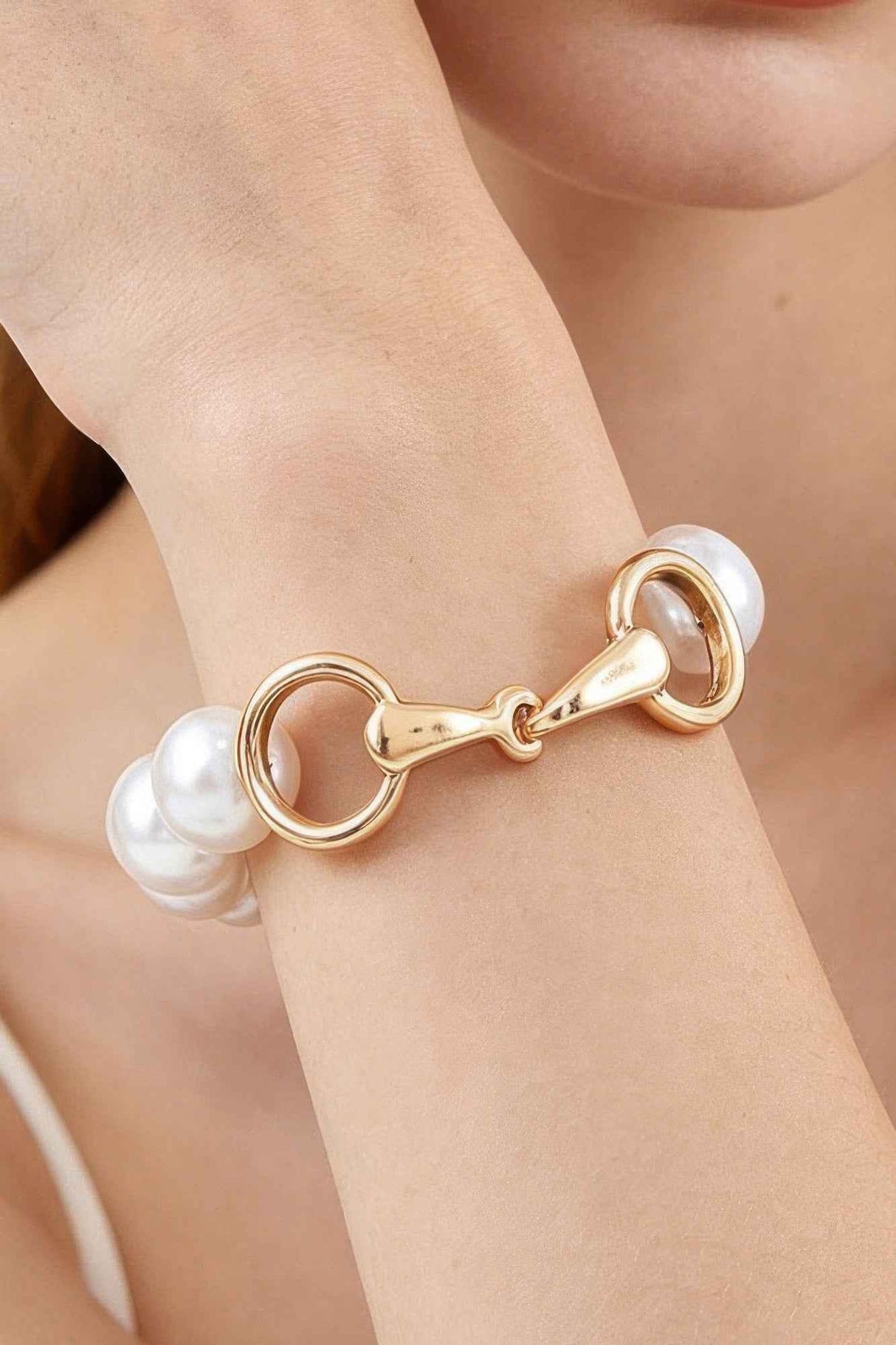 Pearl Beaded Toggle Bracelet