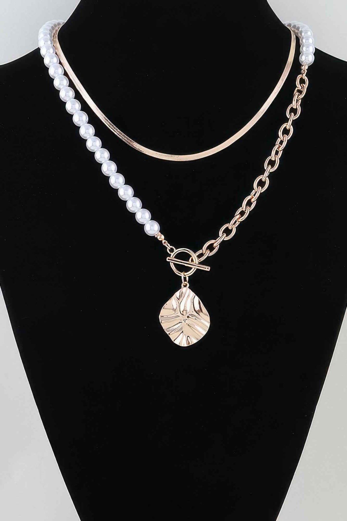 Hammered Toggle Beaded Chain Necklace