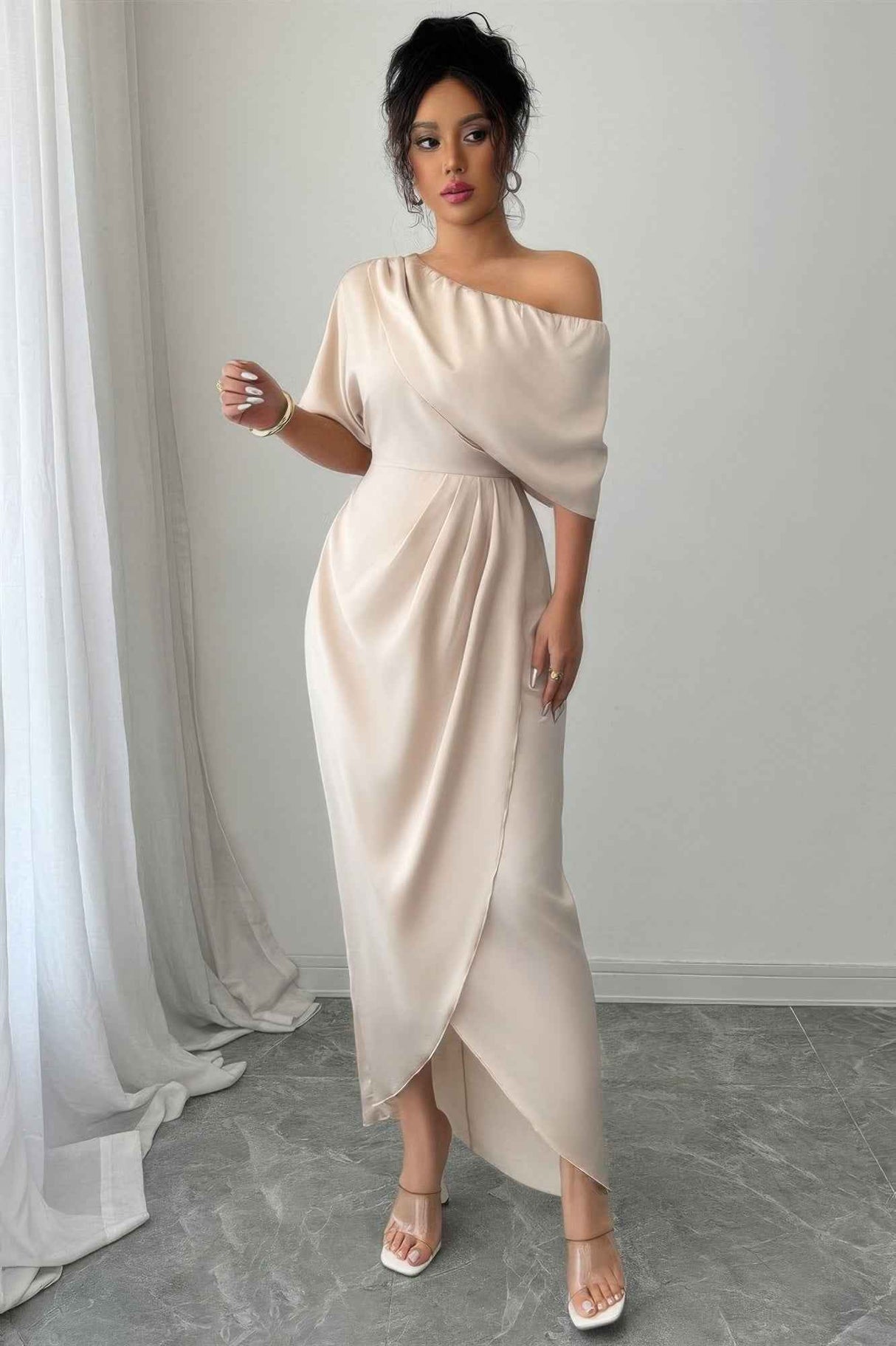Solid One Shoulder Cross Ruched Dress