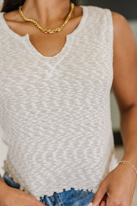 Camiseta de tirantes con dobladillo en forma de lechuga en gris jaspeado