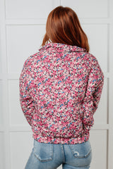 Chaqueta acolchada con estampado floral Wish Me Well en crema multi