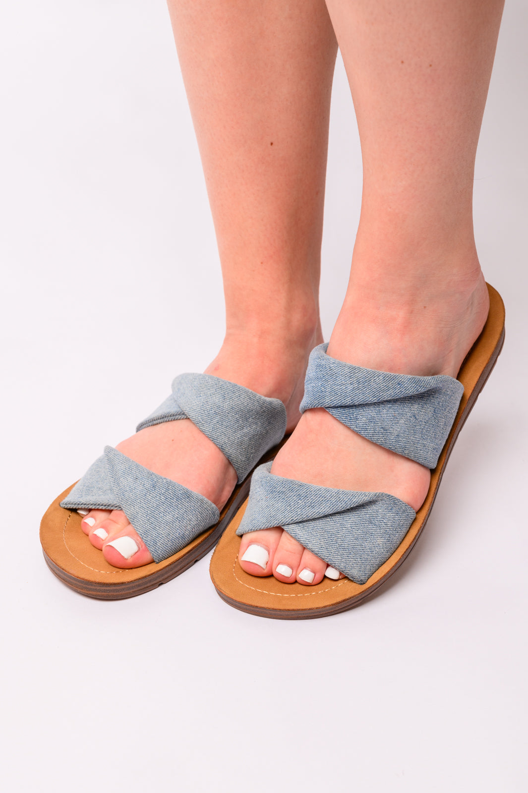 Sandalia With a Twist en denim