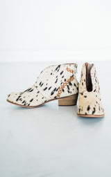 Botín All Roads en blanco y negro