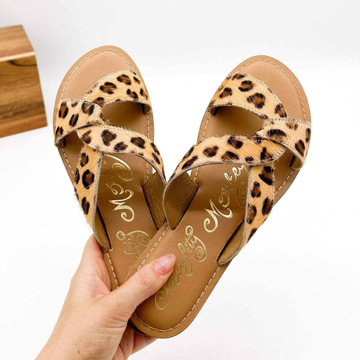Sandalia Conga en Leopardo